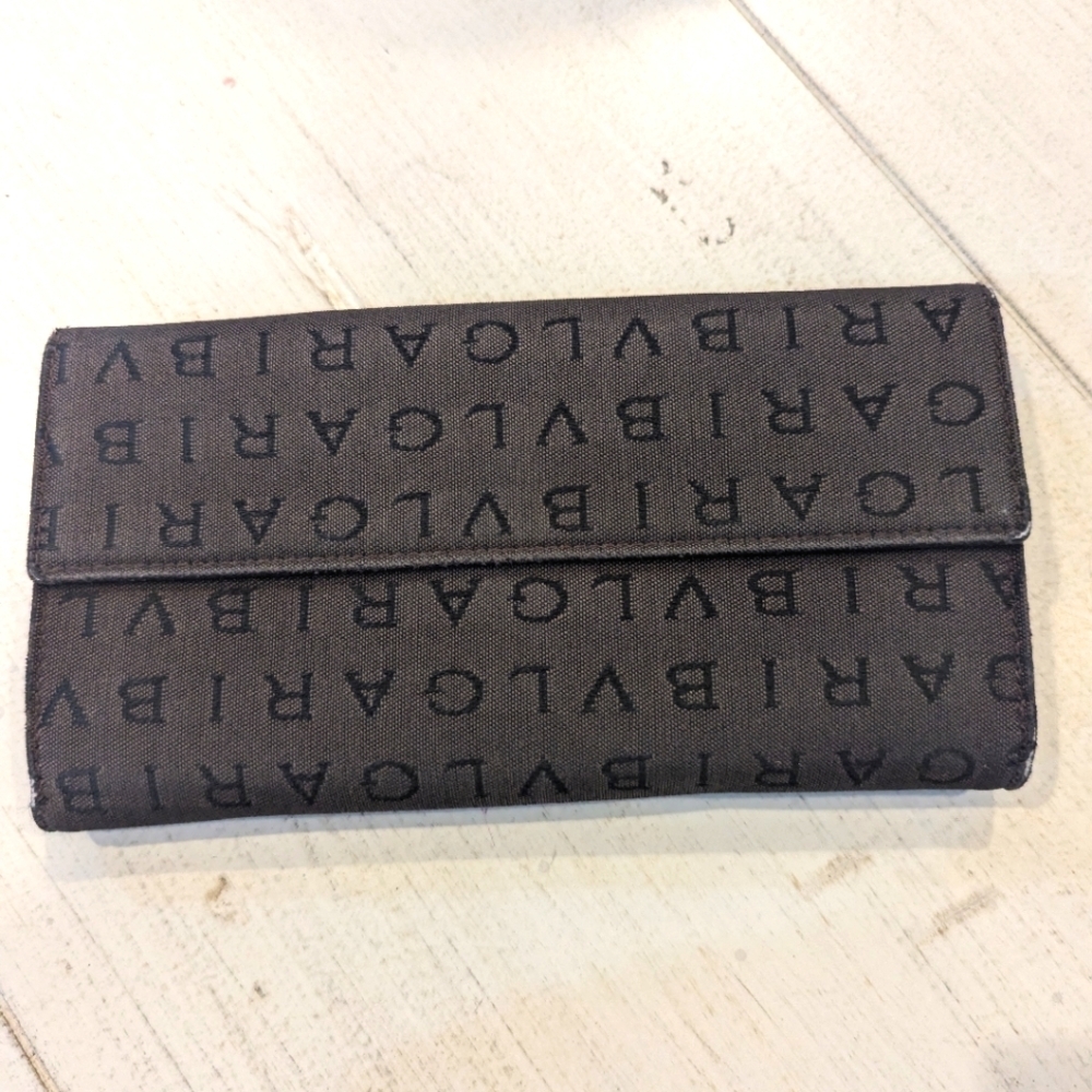 Bvlgari wallet with COA